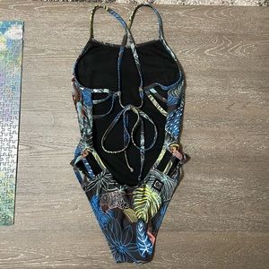 Jolyn Soren Print Tie Back Onesie 28